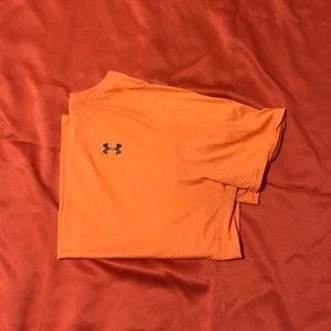 Men’s Underarmour T-shirt